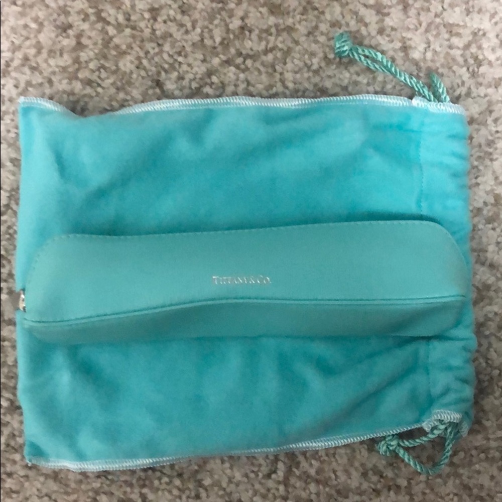 Tiffany & co makeup brush holder